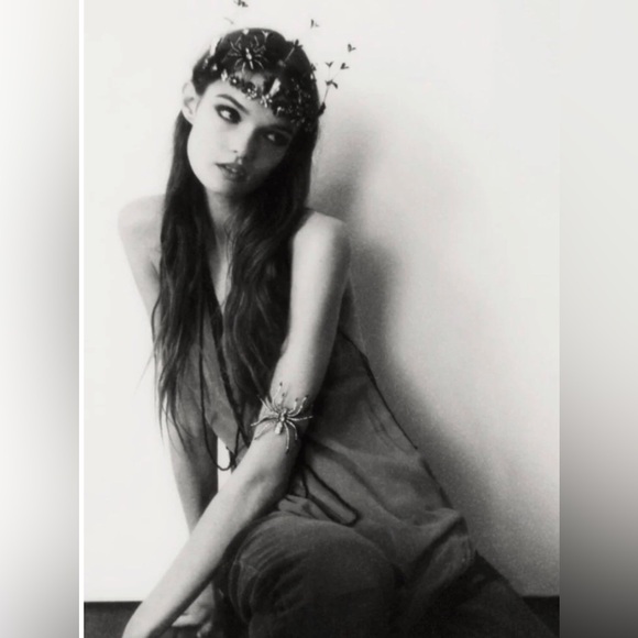 Zara rhinestone spider bangle cuff bracelet jewelry new with tags - Picture 7 of 8